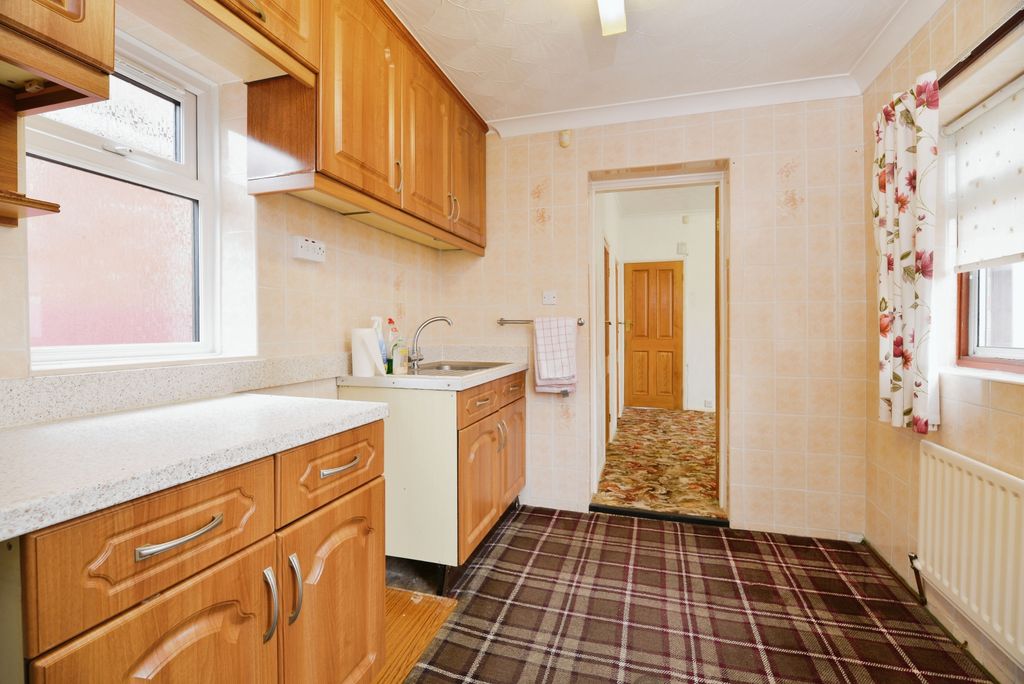 Property photo 2 of 17 Photography