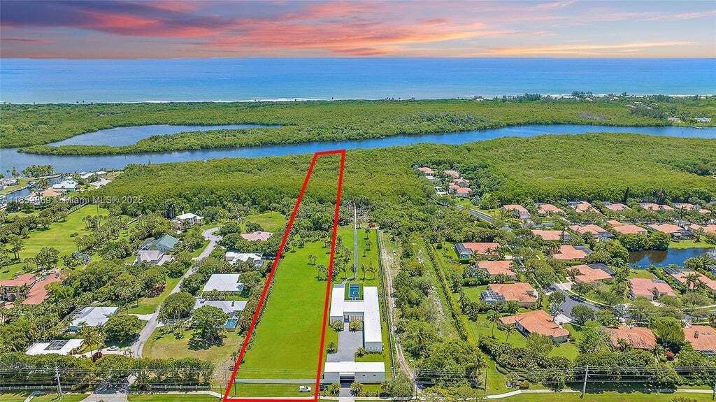 Property photo 1 of 3