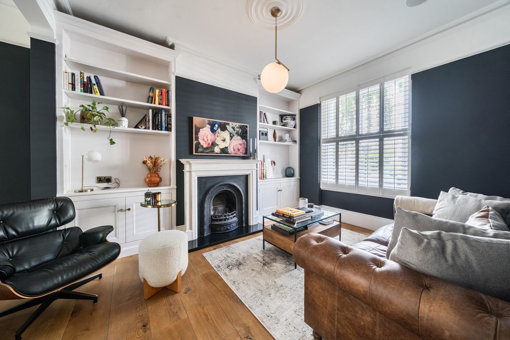 Property photo 3 of 34 1503395-37-19Fd7F...
