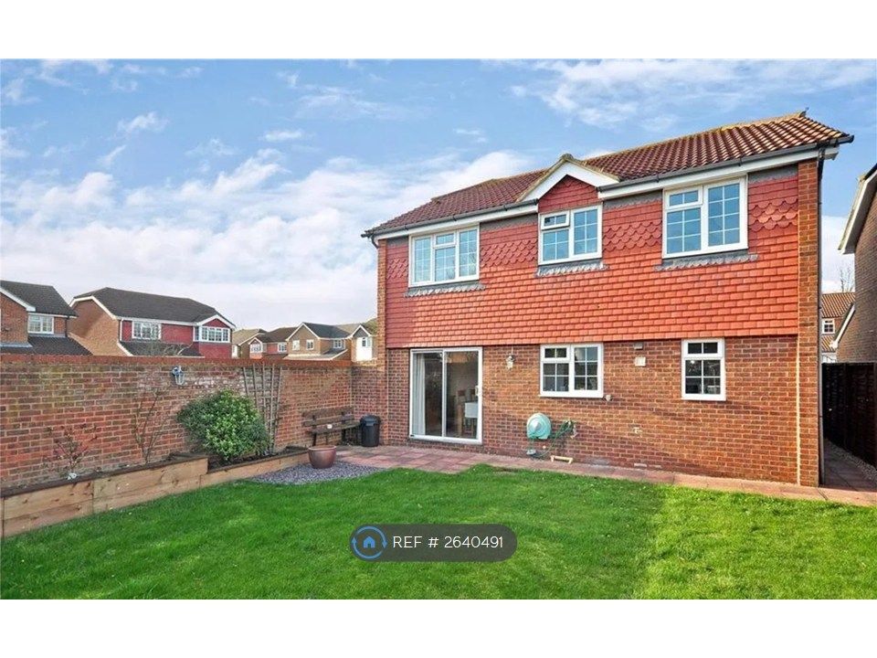 Property photo 3 of 11 Back