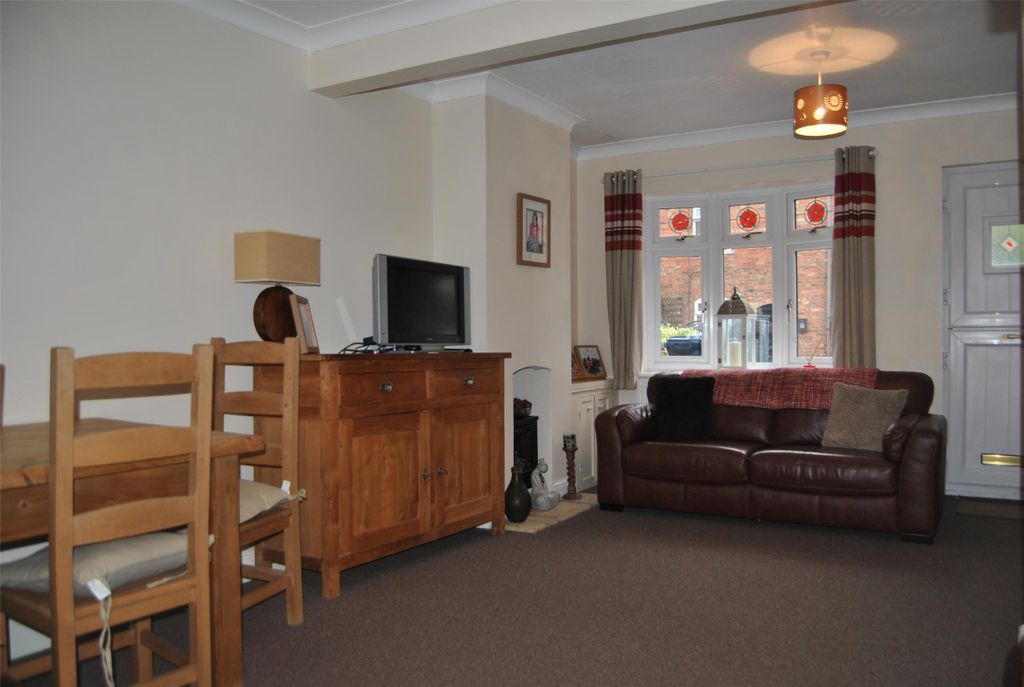 Property photo 3 of 14 Living/Diner