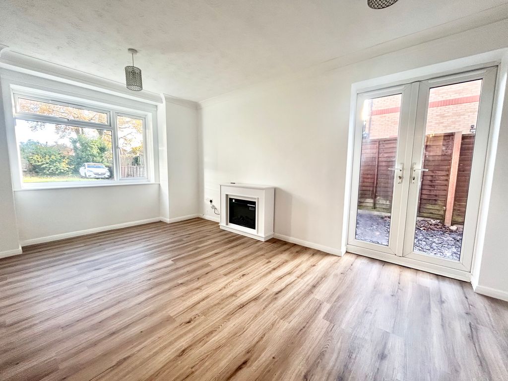 Property photo 3 of 9 Image