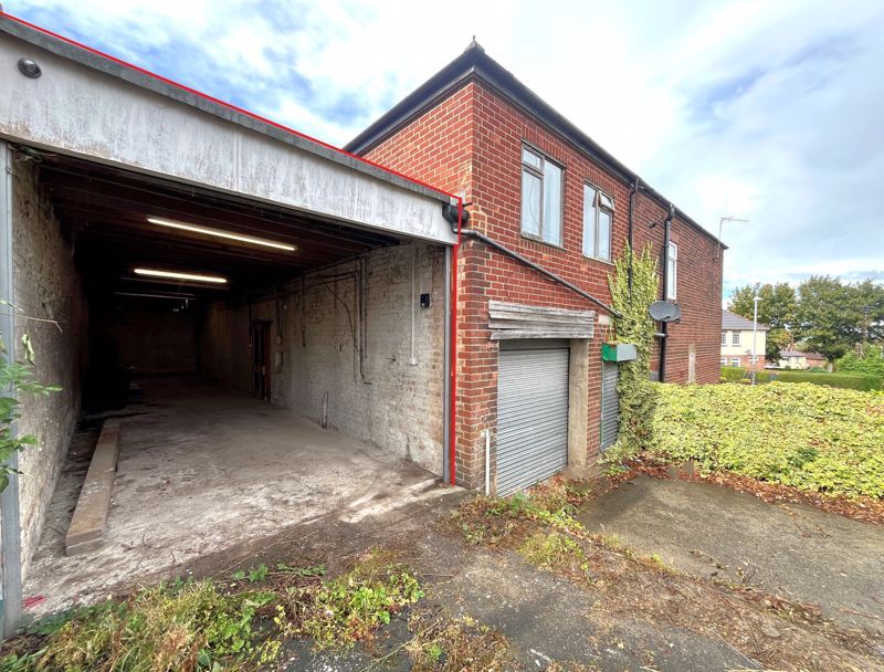 Property photo 1 of 4 Photo 4