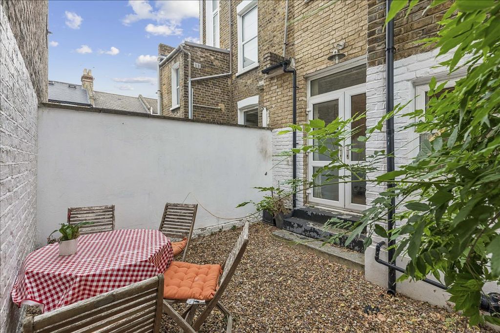 Property photo 3 of 16