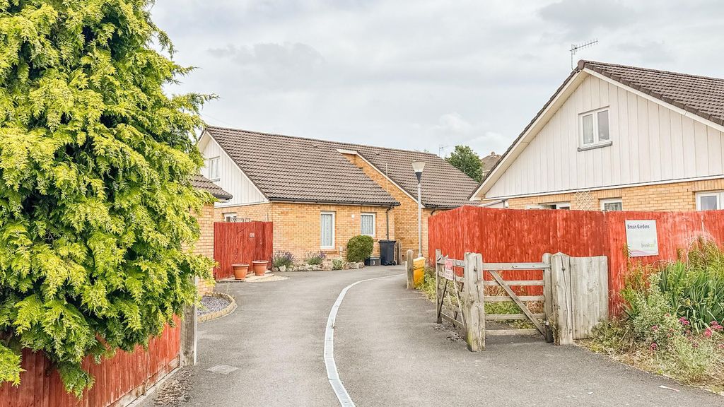 Property photo 1 of 17 Untitled-5260.Jpg