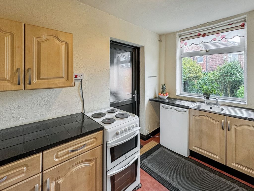 Property photo 3 of 25