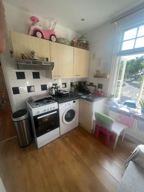 Property photo 2 of 6