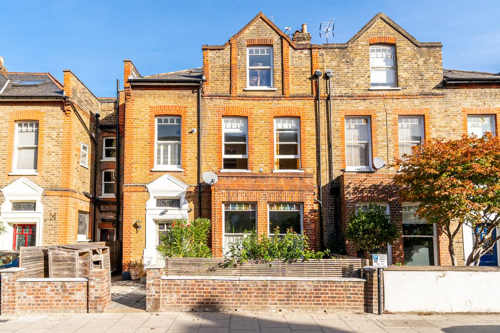 Property photo 3 of 13 Ndb03518-Edit