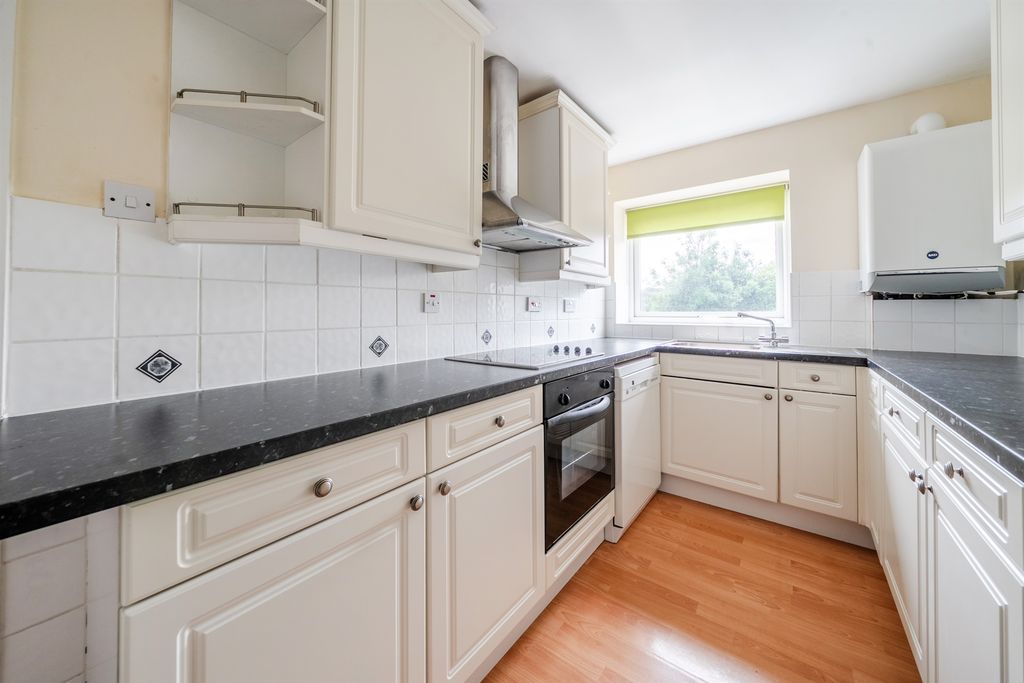 Property photo 2 of 12