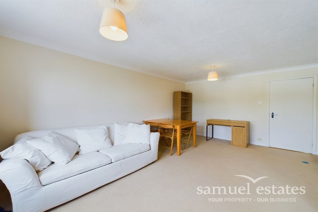 Property photo 3 of 8 Living Room