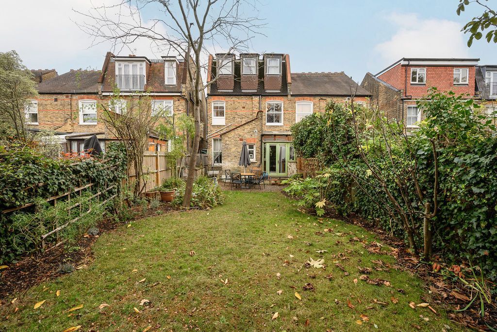 Property photo 3 of 15