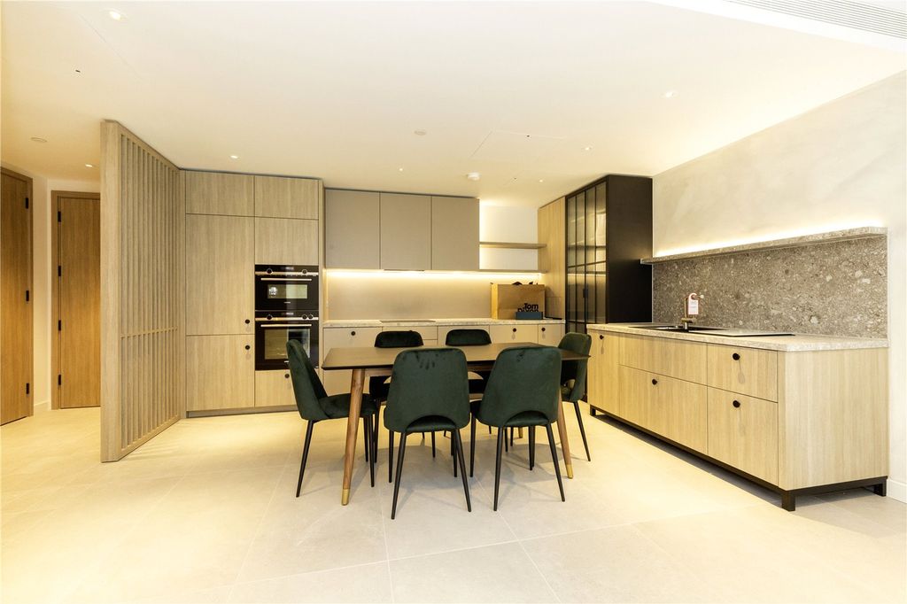 Property photo 3 of 25 Kitchen Dining Area