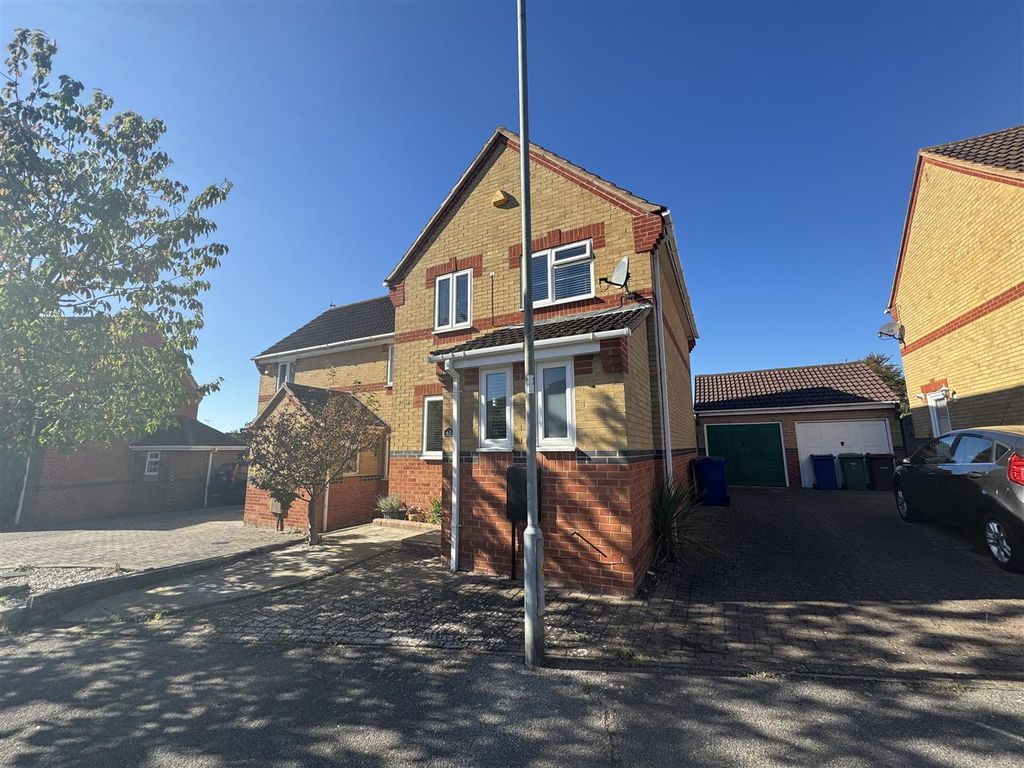 Property photo 1 of 26