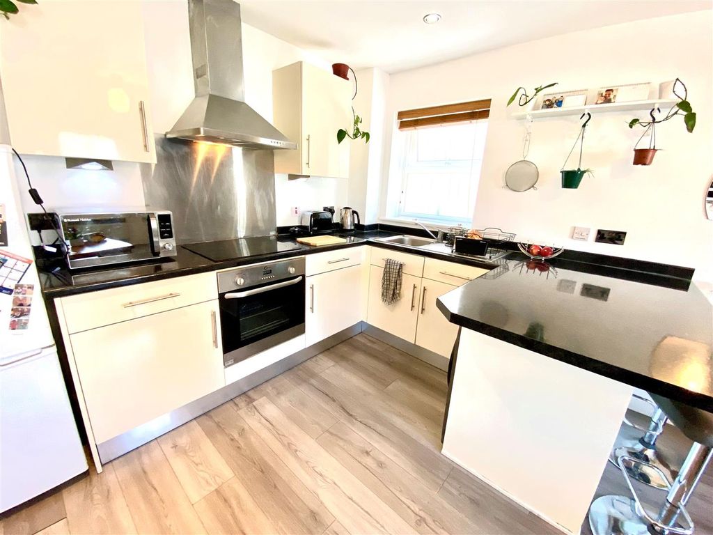 Property photo 3 of 8 K Flat 1.Jpg