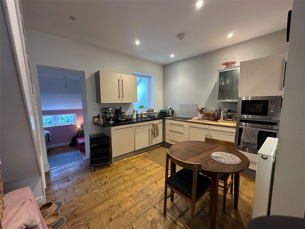 Property photo 3 of 18 Picture No. 08