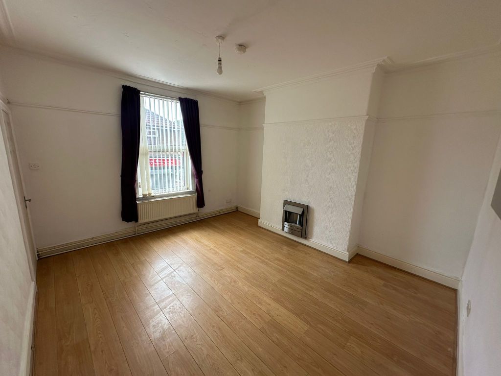 Property photo 1 of 4