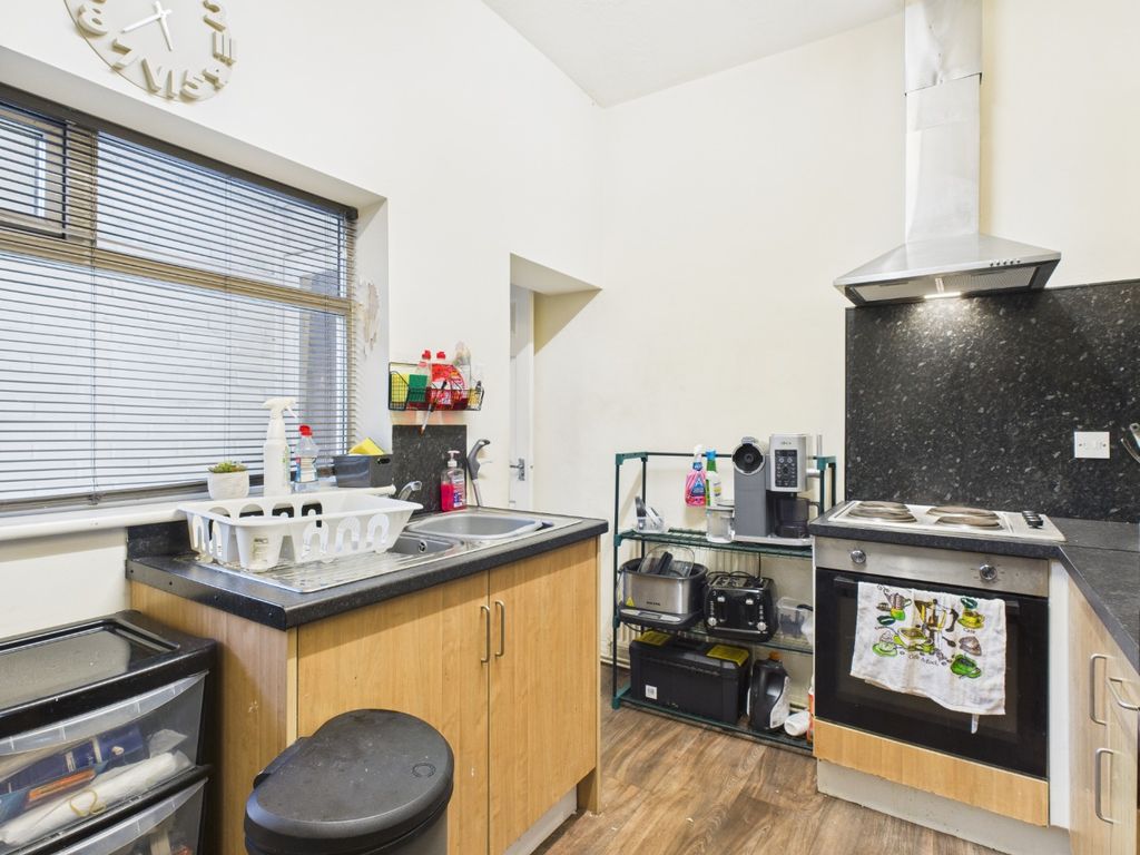 Property photo 2 of 7 4598264