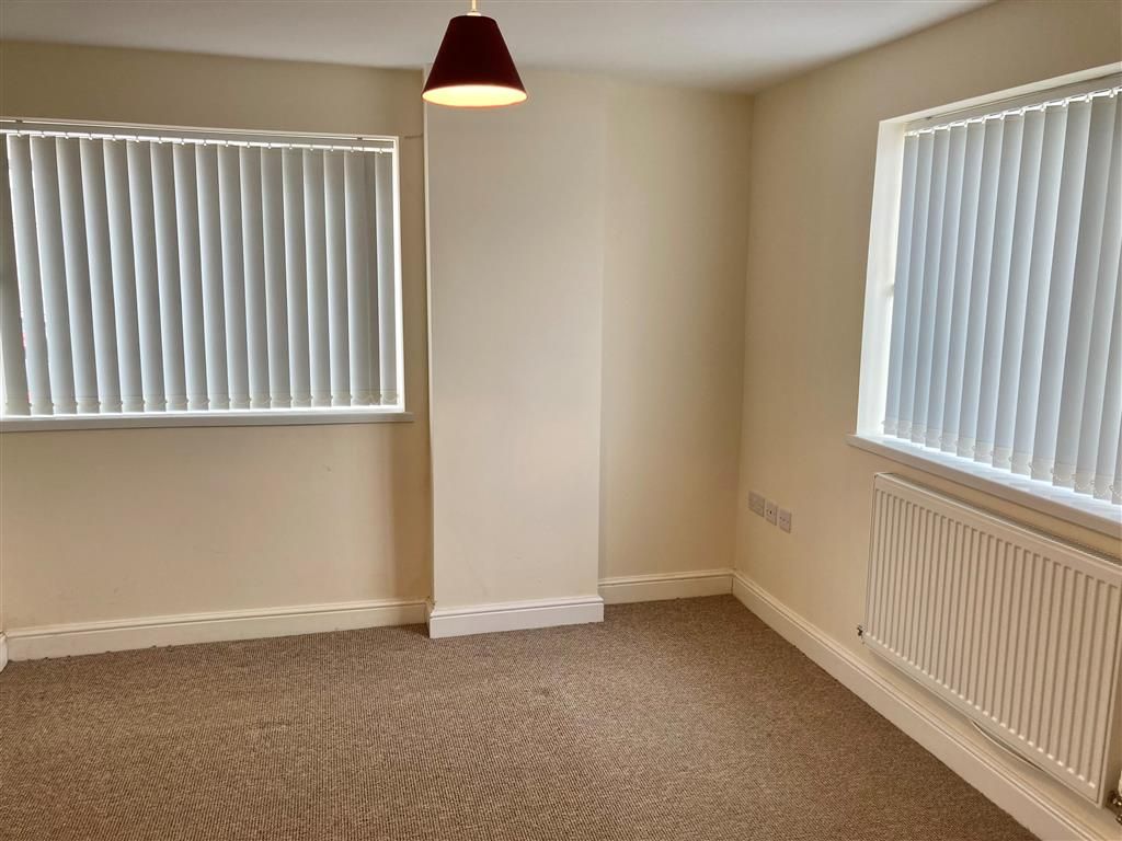 Property photo 3 of 4 Bedroom