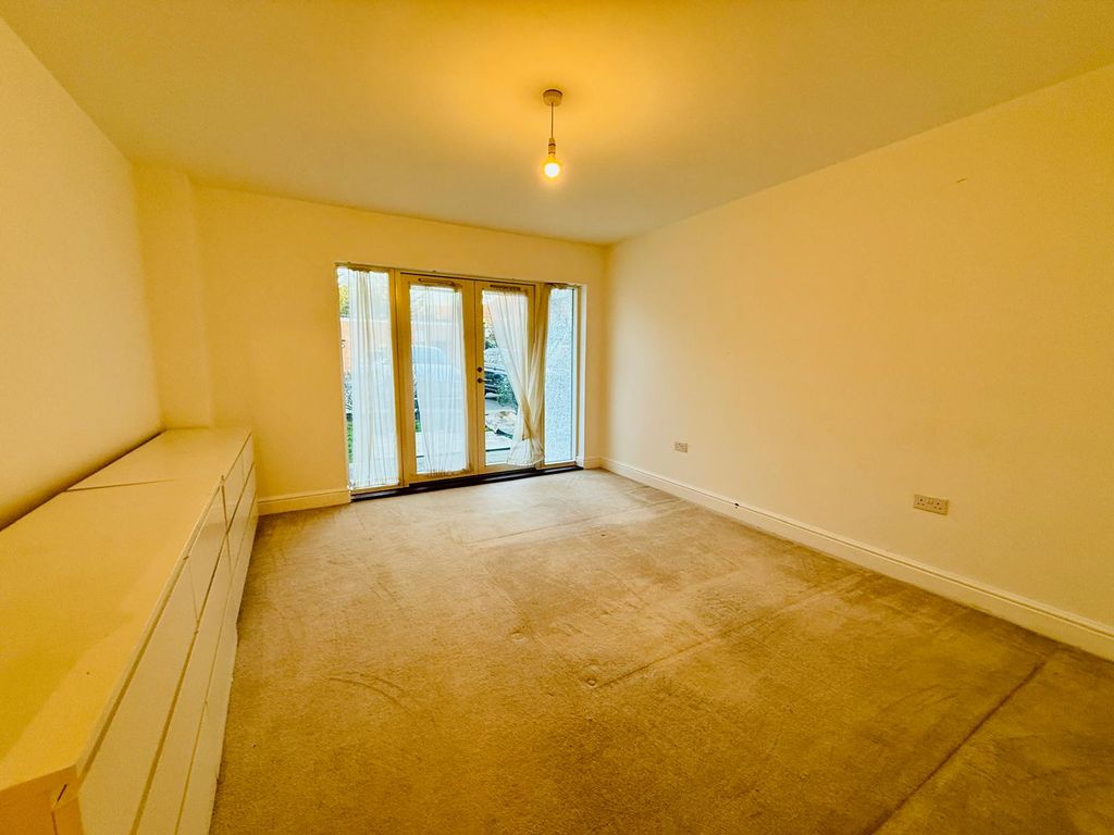 Property photo 2 of 13 Maven Court, Ha1 3Sb (3)