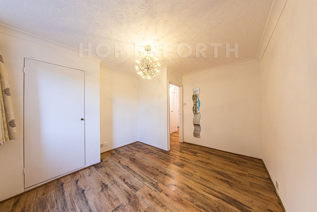 Property photo 1 of 10 Photo 2