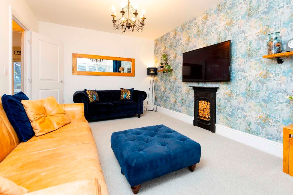 Additional image 6 of 4 bed detached house for saleFoxglove Close, Trelewis, Treharris CF46