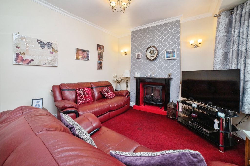 Property photo 3 of 20