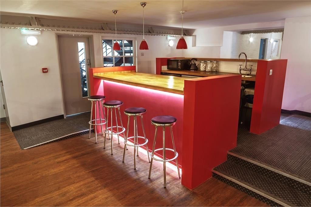 Property photo 3 of 6 Serviced Office To Rent In North Road, London, N7|