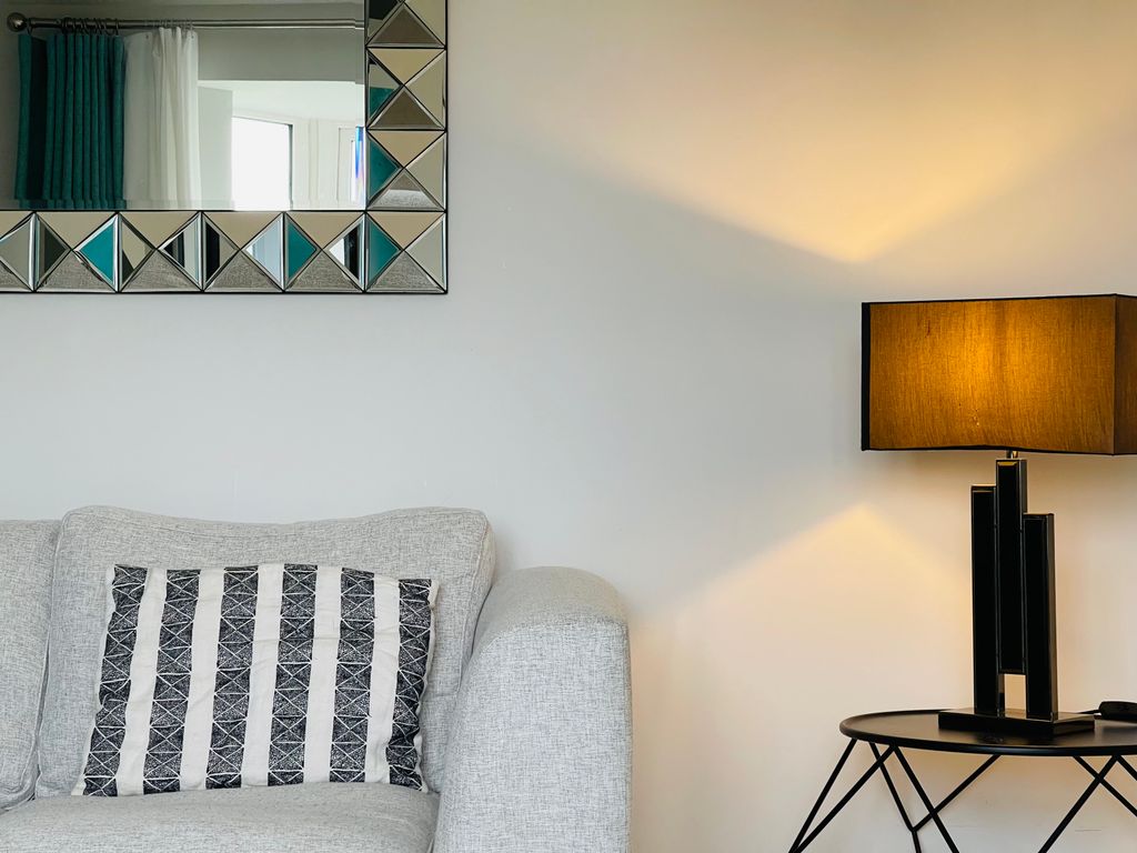 Property photo 3 of 23