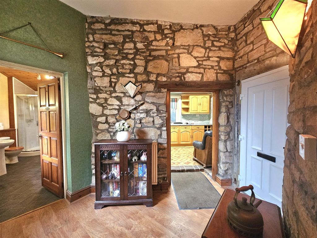 Property photo 2 of 12 2