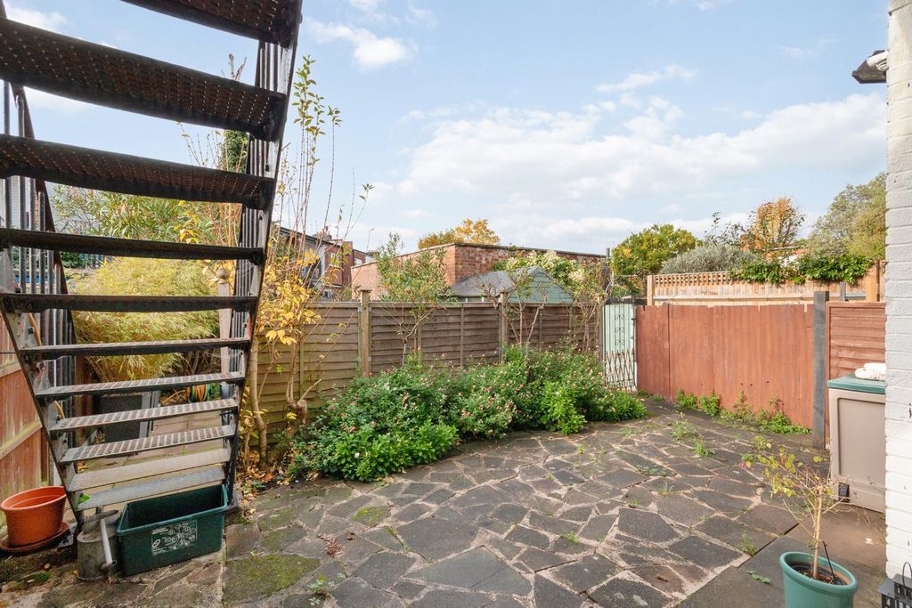 Property photo 3 of 9