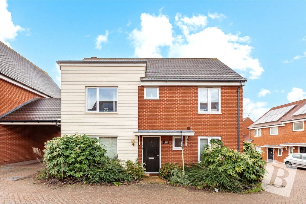 Property photo 1 of 19 Front