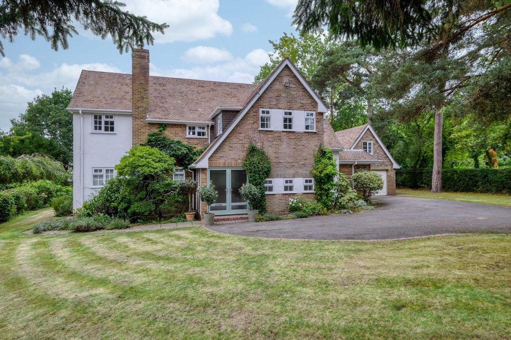 Property photo 1 of 17