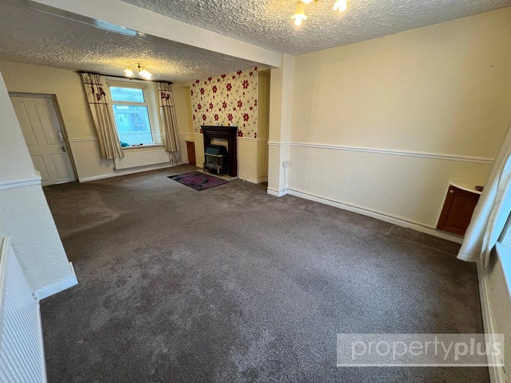 Property photo 1 of 11 Picture No. 10