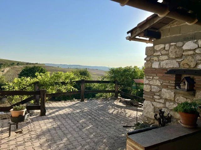 Property photo 1 of 9 Village House With 3 Rooms – 101 m² With Garden And Garage