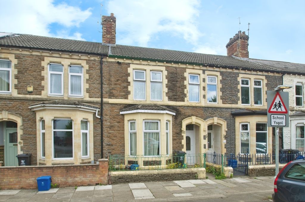 Property photo 1 of 17 Photo