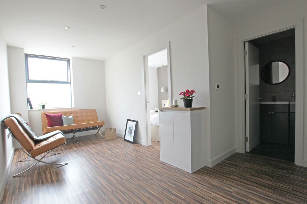 Property photo 1 of 6