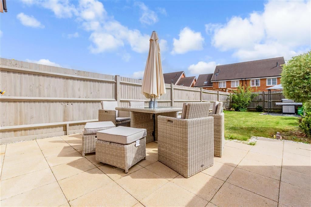 Property photo 2 of 12 Patio / Decking