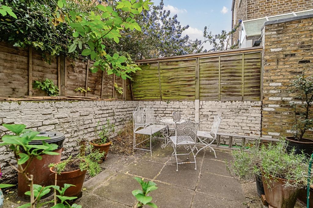 Property photo 3 of 15 Picture No. 24