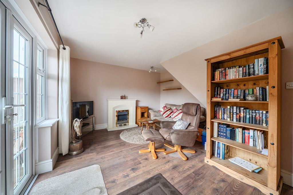 Property photo 3 of 11 151107510