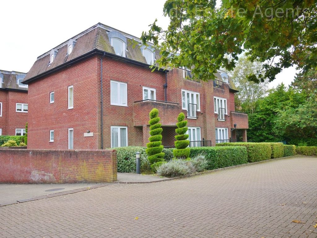 Property photo 2 of 10