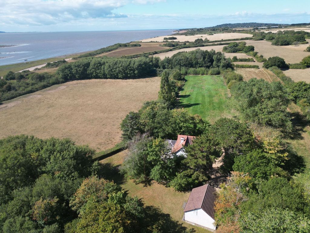 Property photo 1 of 44 Photo 3