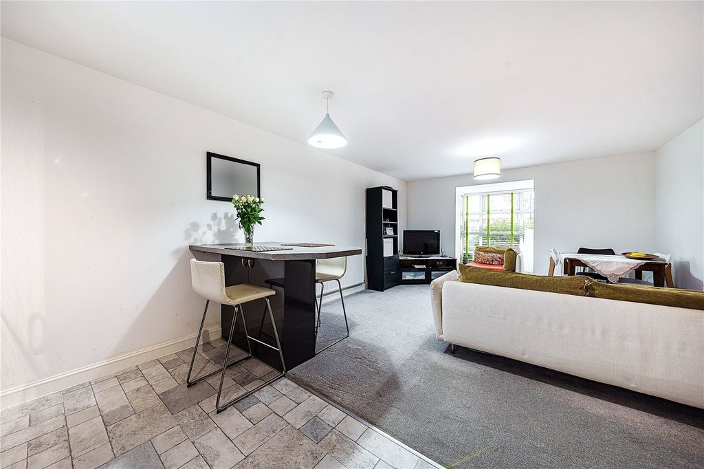 Property photo 2 of 10 Picture No. 04