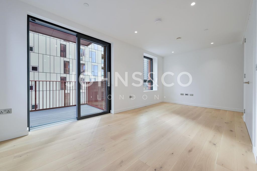 Property photo 1 of 5