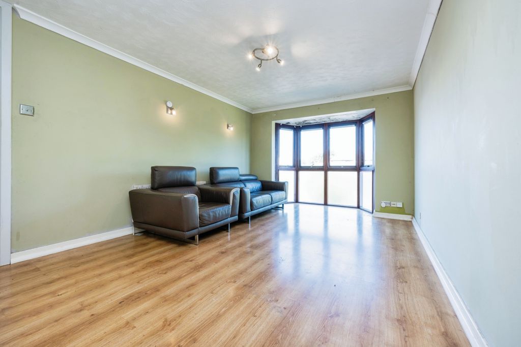 Property photo 3 of 14 Photography