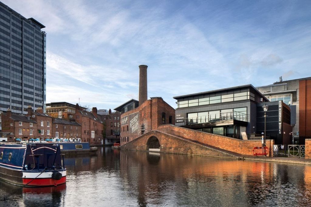 Property photo 1 of 15 Rum Runner Regency Wharf  Main.Jpg