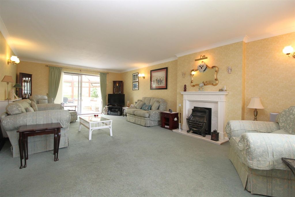 Additional image 8 of 4 bed detached house for saleNorth Ridge, Whitley Bay NE25