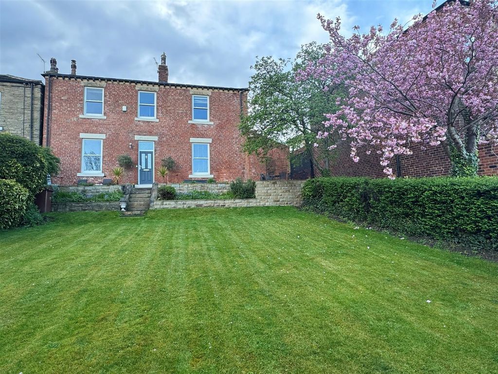 Property photo 1 of 26
