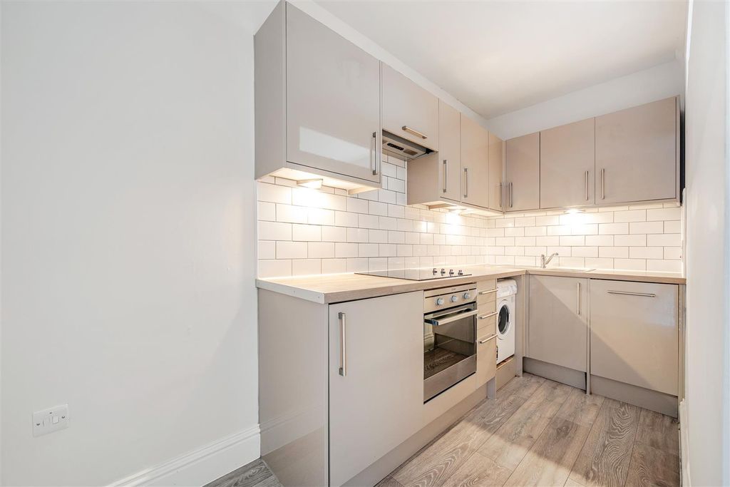 Property photo 2 of 12 1-69A867d3Db866-1423570-8-69A7Ffcc0Ff5F-1.Jpg