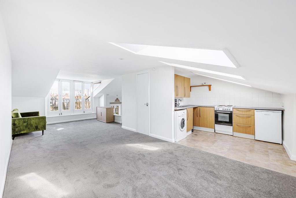 Property photo 3 of 5 Low Res Tff 138 Dalling Road (5).Jpg