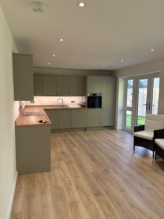 Property photo 3 of 11 Kitchen - Damson